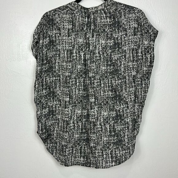 VINCE Vee Silk Black White Short Sleeve Relaxed Fit Top Blouse Size S - Picture 5 of 9